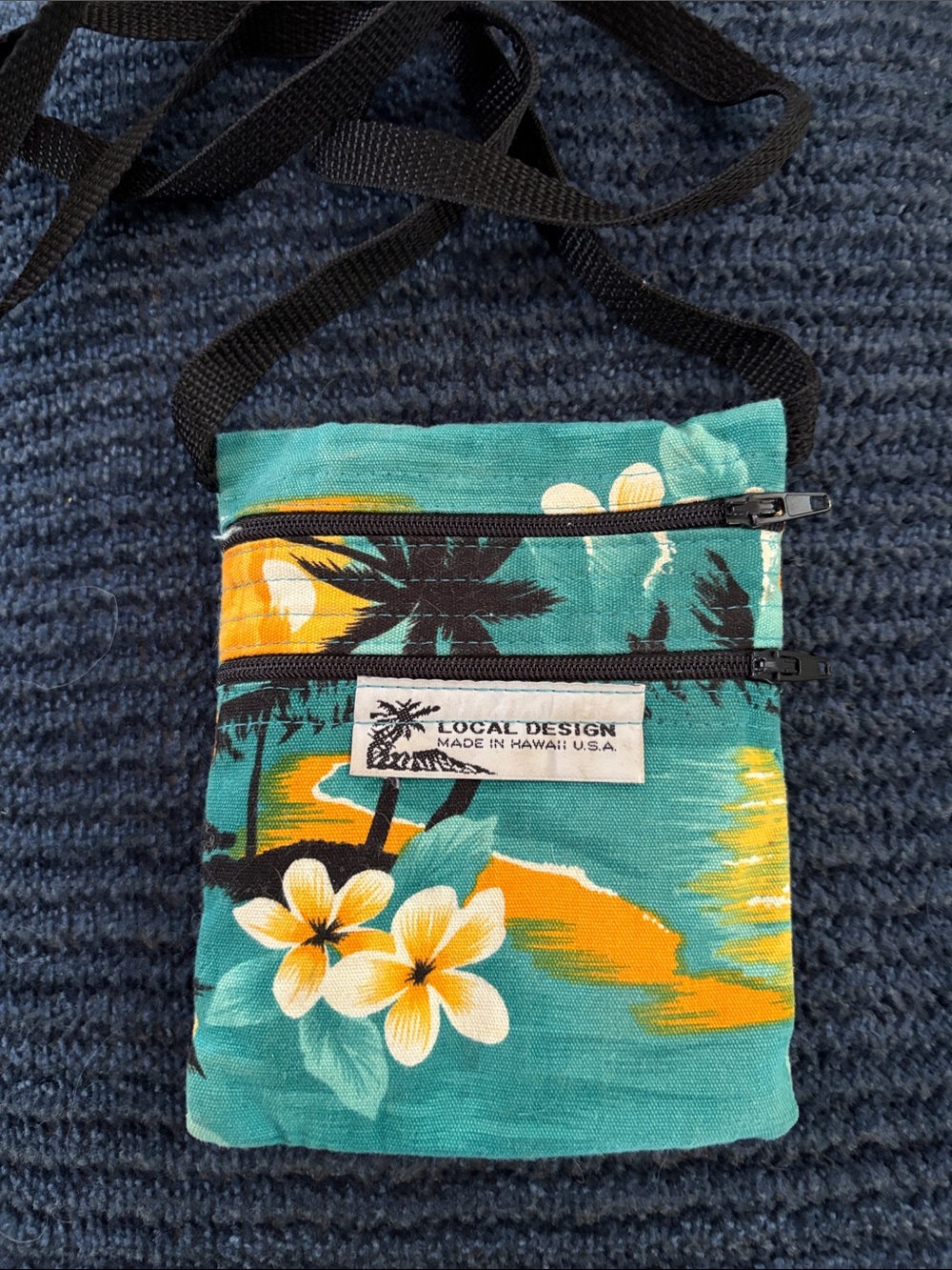 Local Design Hawaii Mini Bag from Oahu